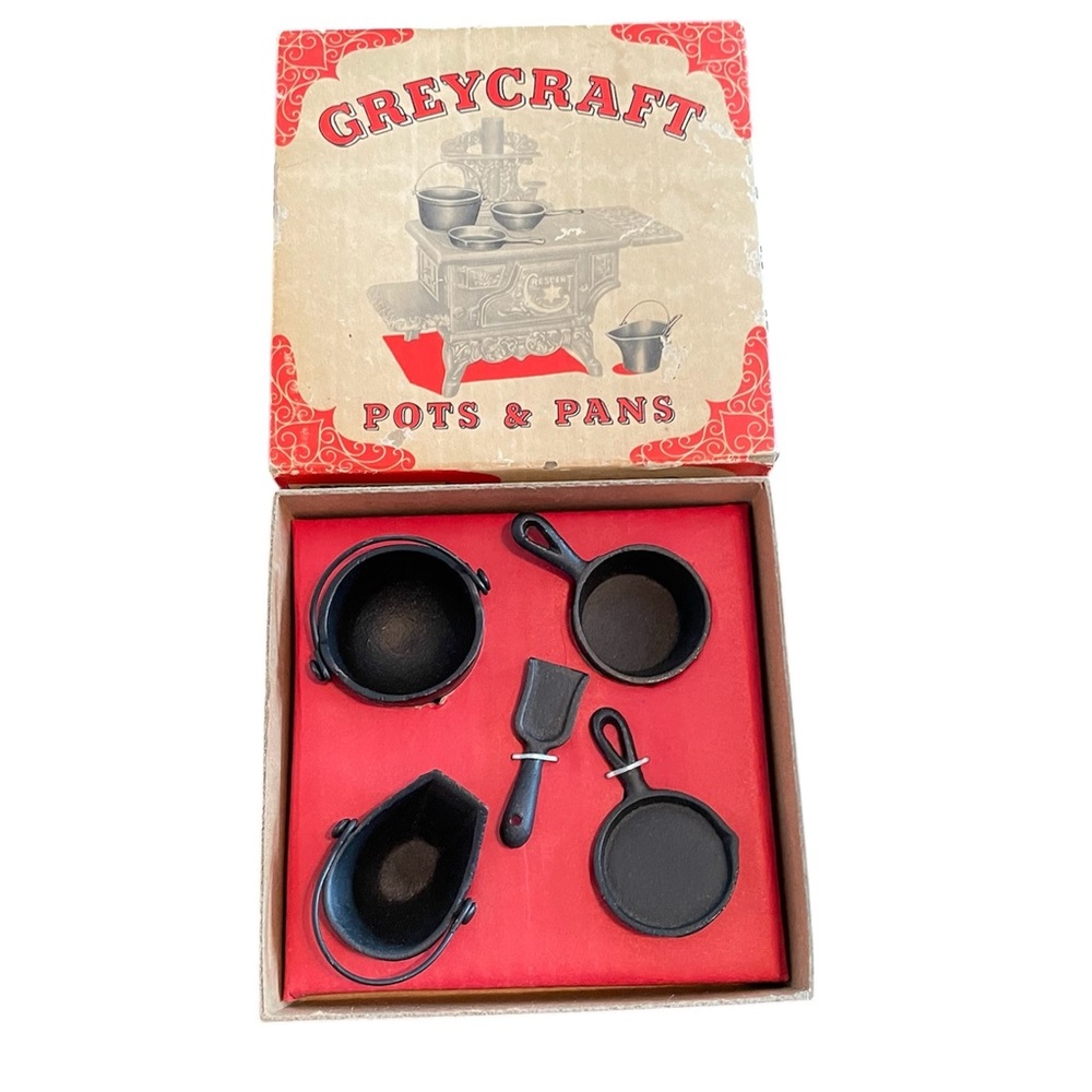 Grey craft Cast Iron Pots & Pans Set No U-120